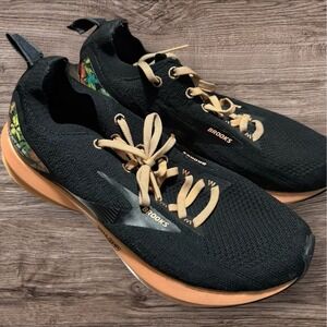 Brooks Levitate 3 Tropical Floral‎ Limited Edition 1203131B091 - Womens Size 9